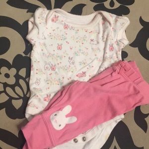 Gymboree matching bunny set
